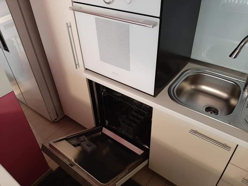 Apartment Amber S Podzemnom Garazom Split Dış mekan fotoğraf