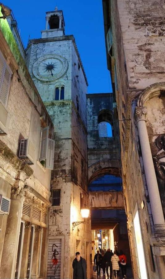 Apartment Amber S Podzemnom Garazom Split Dış mekan fotoğraf